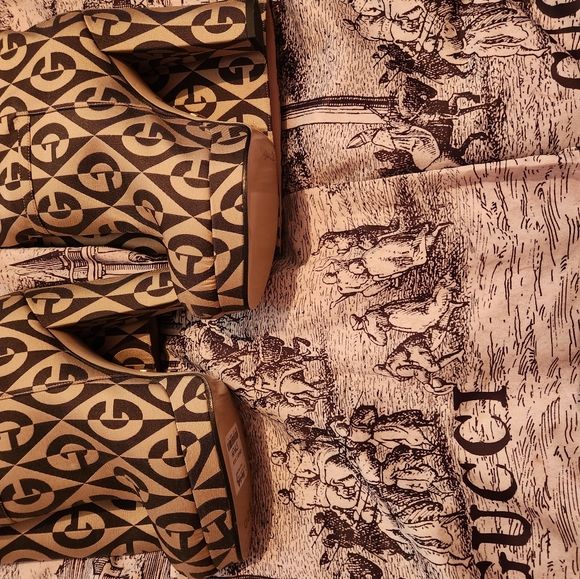 Gucci Past Season Boots - Picture 2 of 5